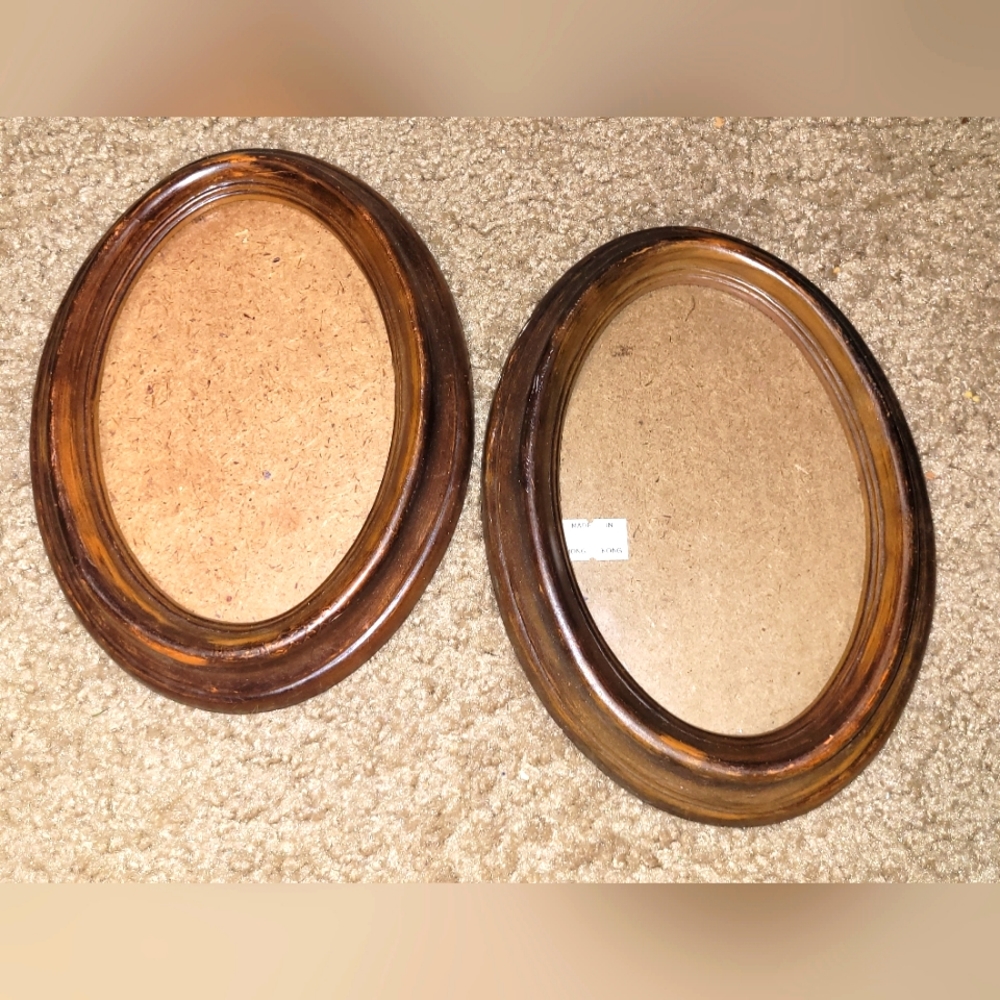 Oval set of frames, wood frames, oval picture frames, photo frames, wall frames